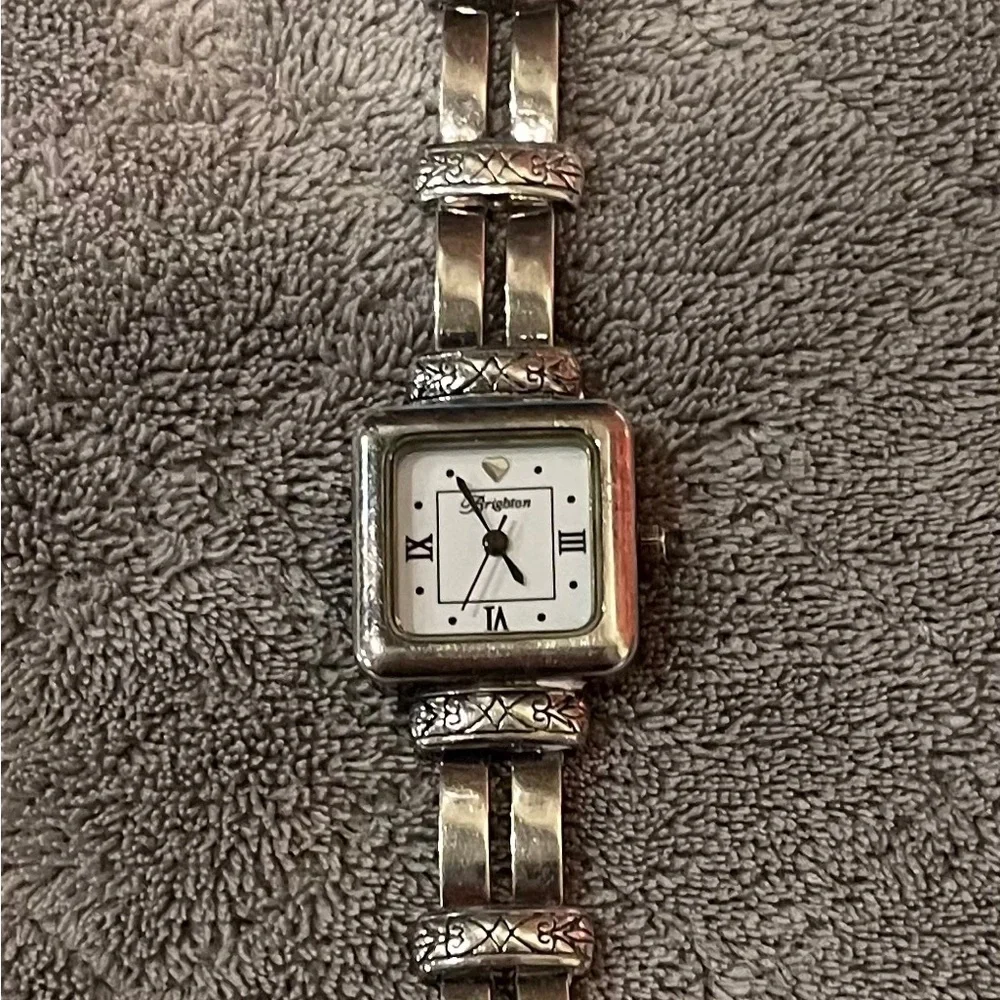 Brighton ladies wrist watch, silver and leather band. - Picture 1 of 4